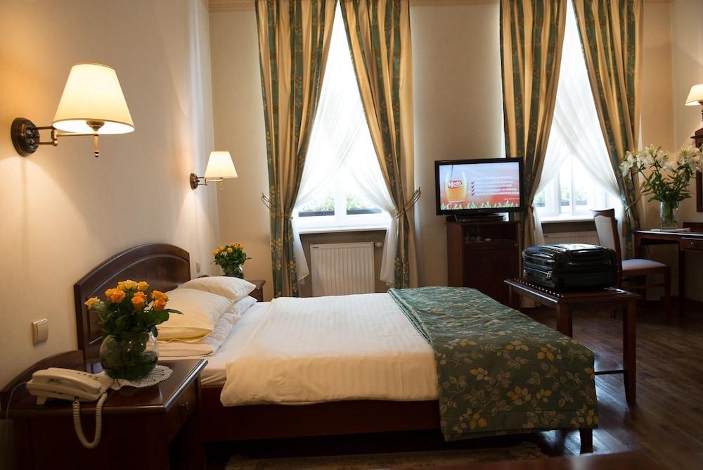 Aparthotel Karmel 克拉科夫 外观 照片