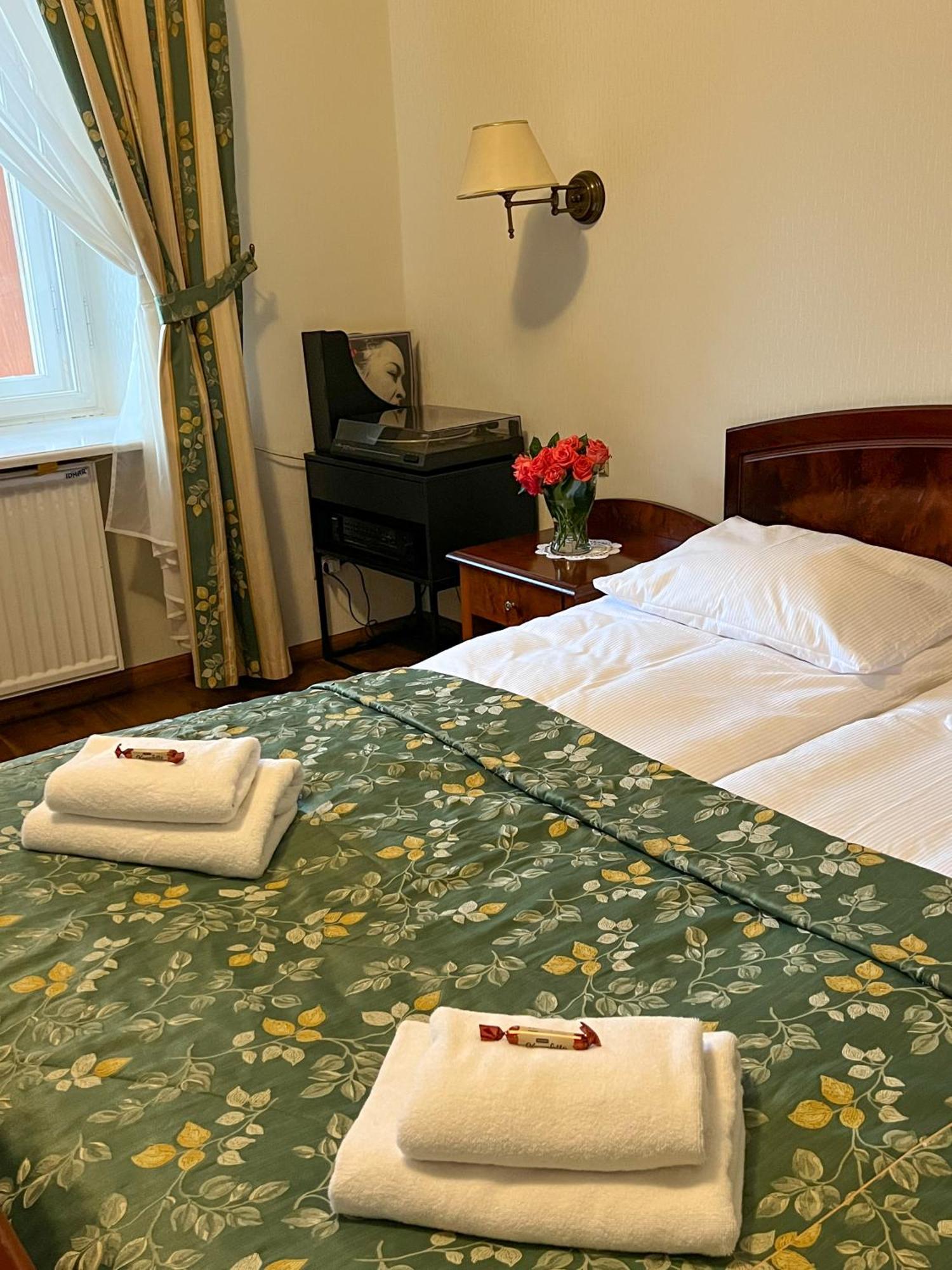 Aparthotel Karmel 克拉科夫 外观 照片