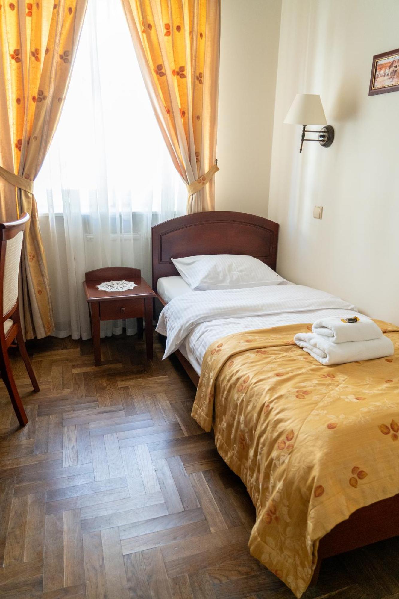 Aparthotel Karmel 克拉科夫 外观 照片