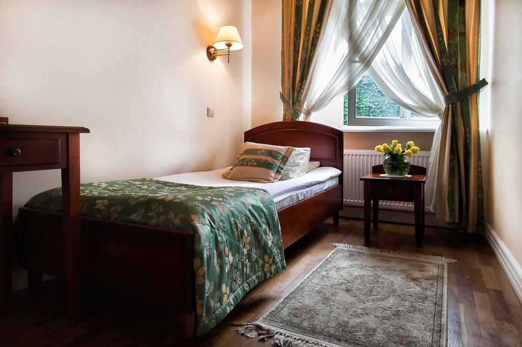 Aparthotel Karmel 克拉科夫 外观 照片